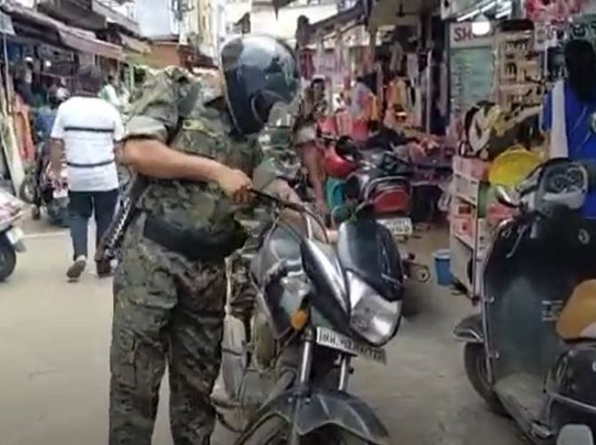 Lawaris Bike In Sakchi